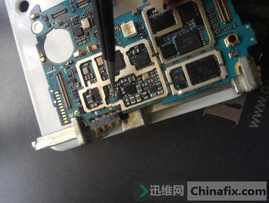 三星s4充不上电怎么办,三星s4充电震动不开机