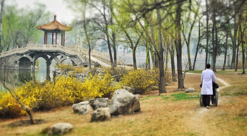 北京小汤山医院康复中心,小汤山医院是最好的康复医院吗