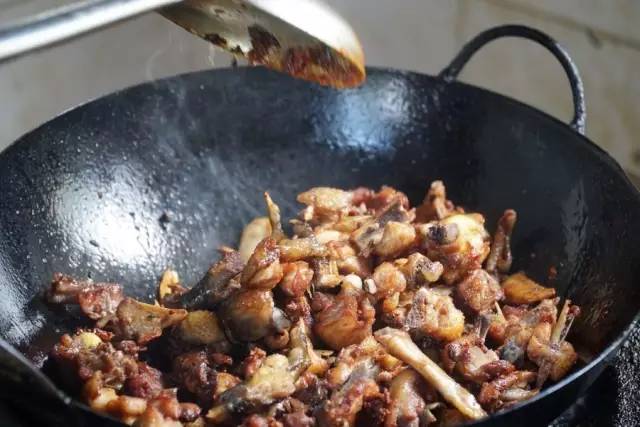 云南美食酸菜红豆猪脚,宾川县酸汤猪脚