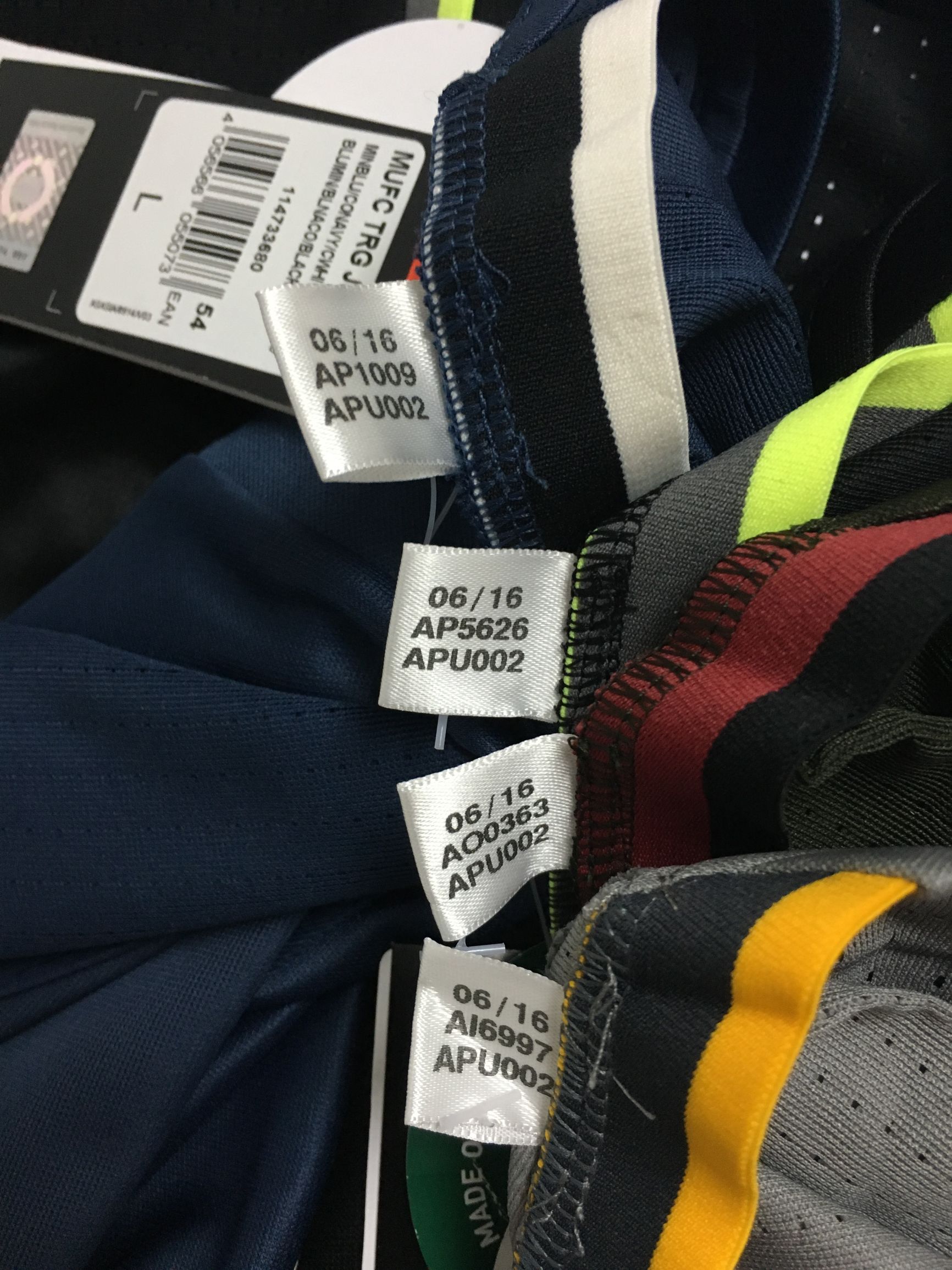 adizero路跑赛,adizero顶尖跑鞋