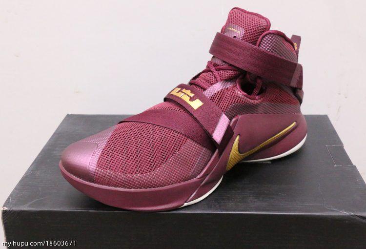 Soldier9Lebron12哪一双才是吾皇挚爱