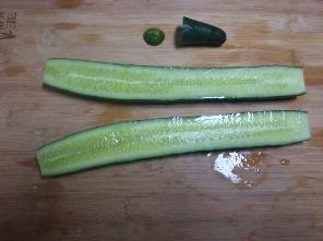 凉拌黄瓜冰箱一个晚上才入味,凉拌黄瓜一般腌制多久吃才入味