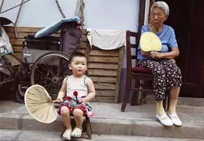 没有空调的年代是怎么活的,在没有空调的年代如何度过夏天的