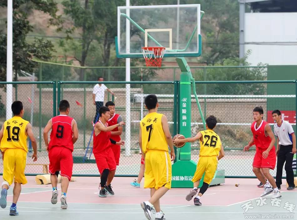 甘肃省第三届中学生运动会8月9日比赛掠影,组图