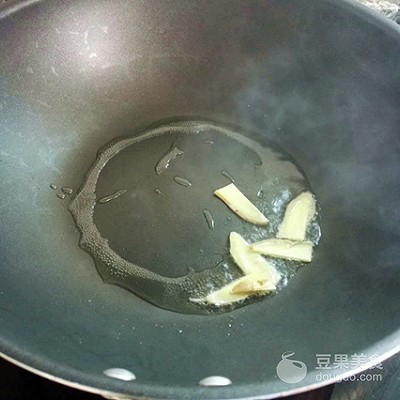 清淡牛肉米粉,爱嗦爆辣螺蛳粉