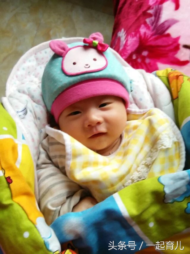 33周早产宝宝出生五斤六两,35周自然顺产早产宝宝