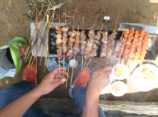 跑了13万公里的比亚迪e6值得买吗,比亚迪电车第一批车主用车情况