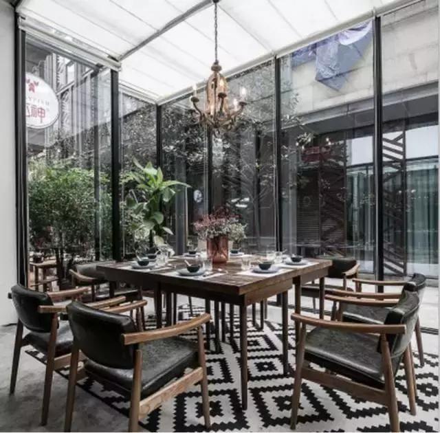 在这里过个周末，朋友都以为我出了国