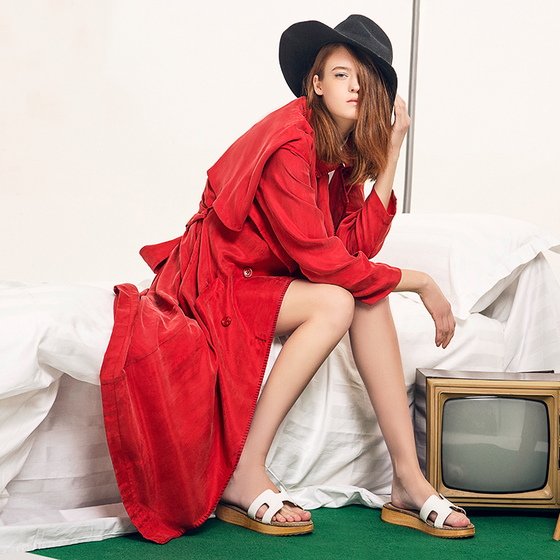 换季衣橱必备外套解锁秋天的秘密,秋季新款来袭你准备好了吗