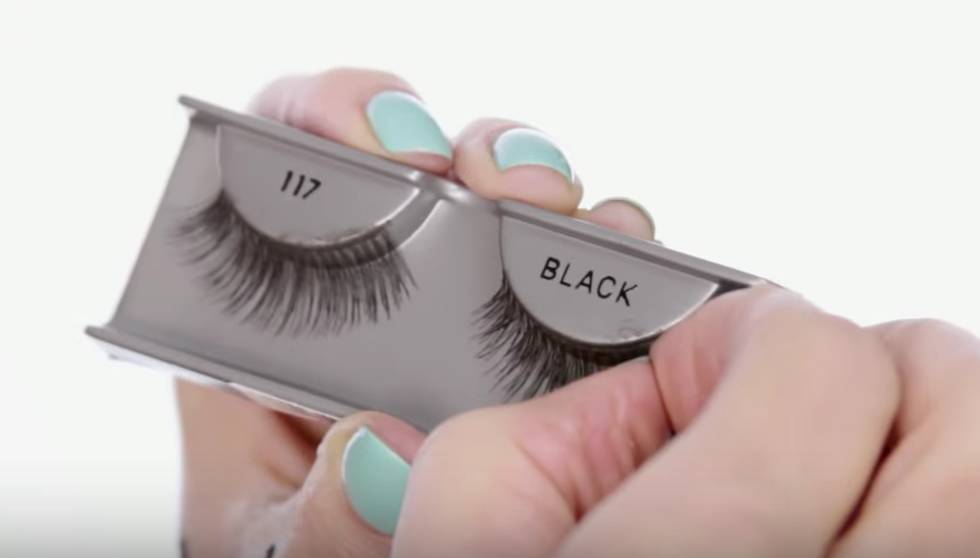 浓密假睫毛教程零基础手法,浓密假睫毛正确贴法教程