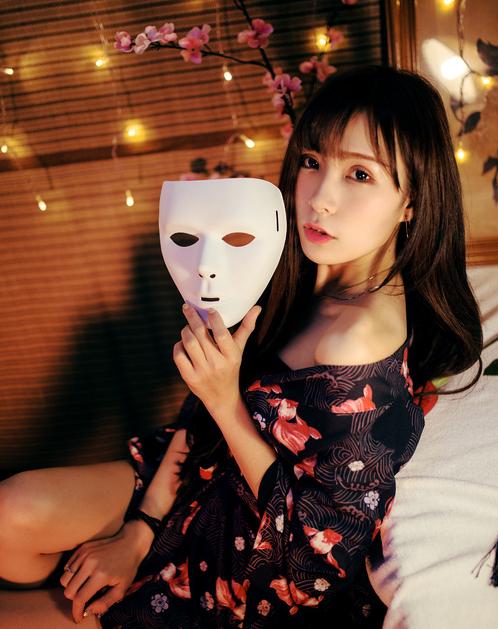 脸上长痘痘的原因和解决方法,30多岁脸上经常长痘痘什么原因