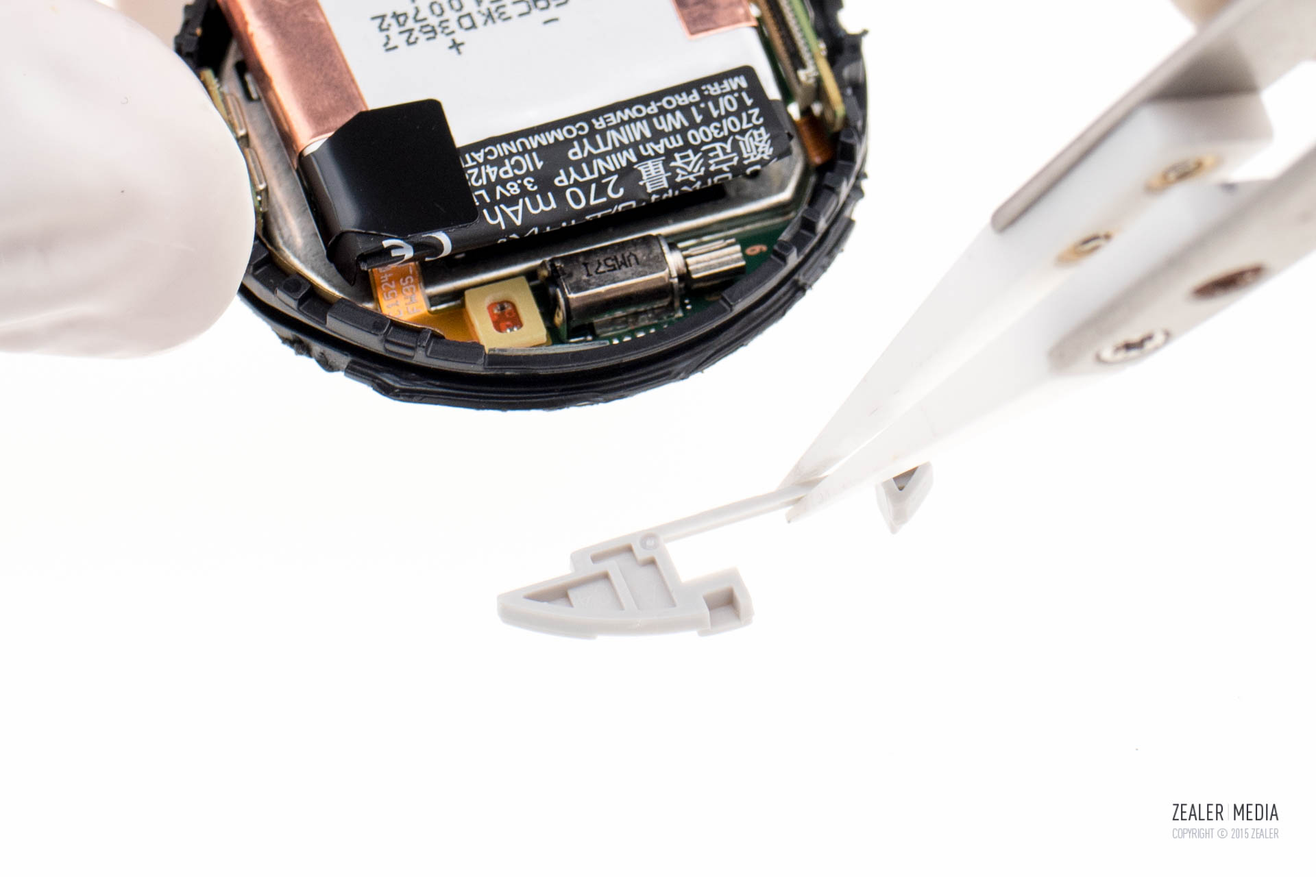 moto360第四代,moto360一代拆解