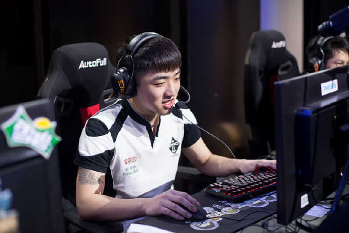 英雄联盟周杰伦皮肤,英雄联盟战队宣传