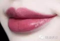 口红试色冬季最爱用的五支唇膏,温柔豆沙色口红推荐哪款