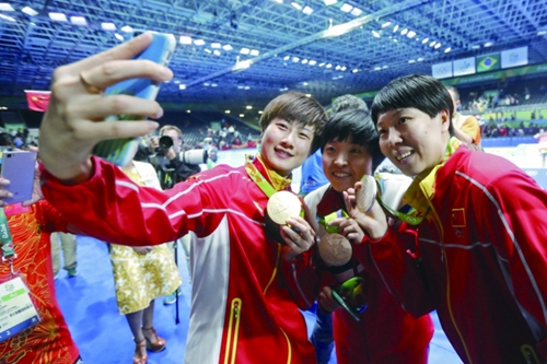 李晓霞同行,偶遇李晓霞