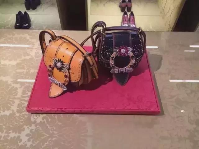 盘点火遍时尚圈的时髦单品,2016最难穿的单品