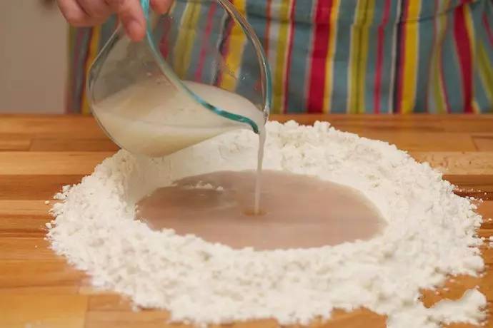 彭州最正宗的军屯锅魁是哪家,彭州正宗军屯锅魁配方