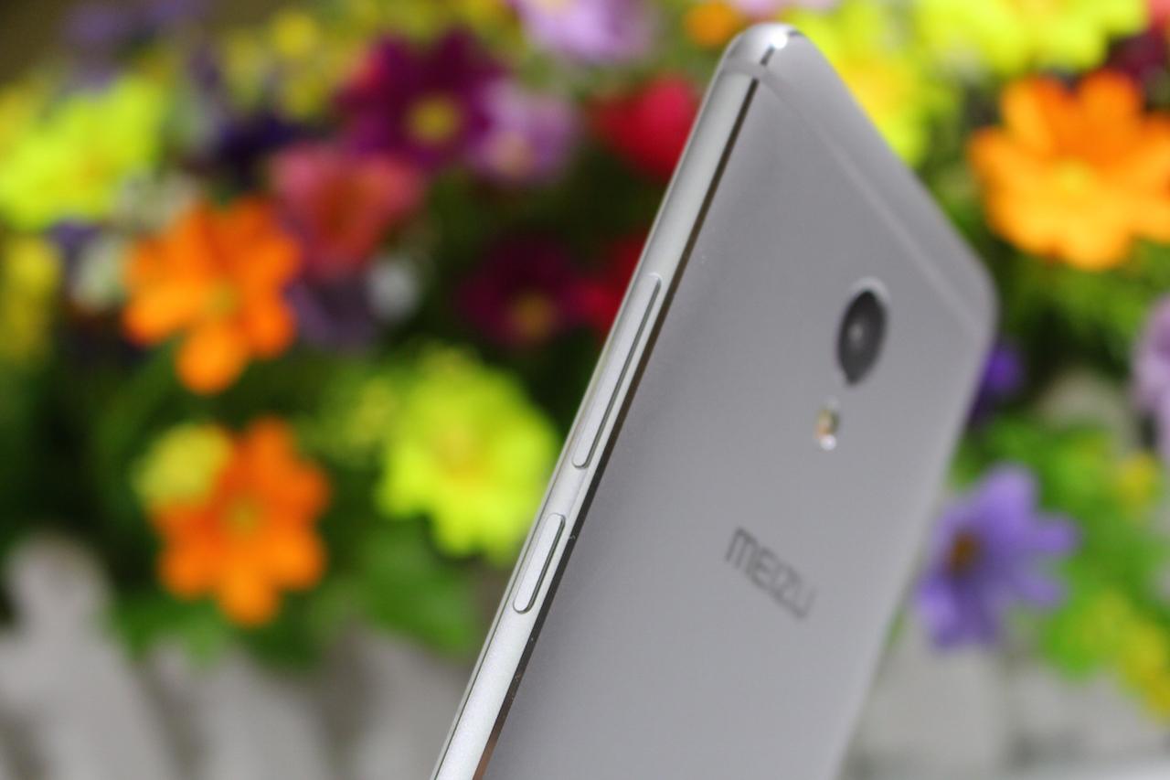 魅蓝e现在值得买吗,yunos魅蓝