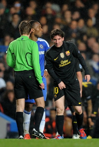 捂裆派龙抓手,足坛“抓鸟”合集