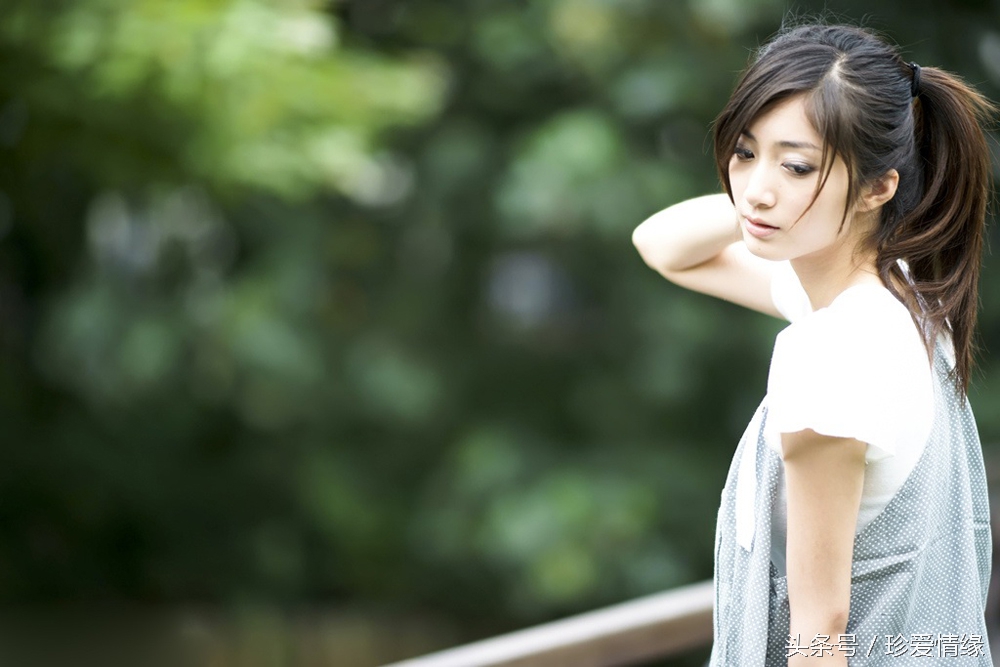 这么老实的男人该怎么做,这么老实的男人怎么相处