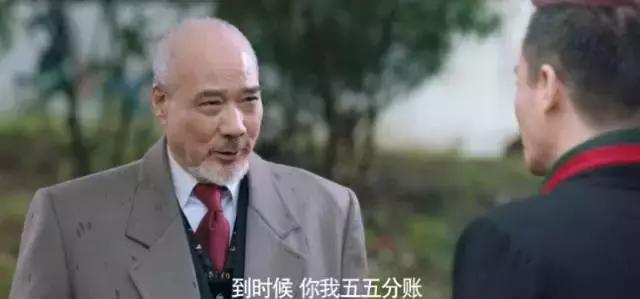 中国肌肉男和胖子的拳击比赛,两个肌肉男的拳击实战