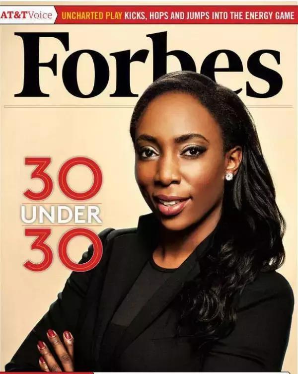 黑人学霸姑娘众筹10万美金为非洲儿童制作发光足球