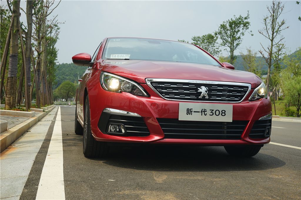 标致308新款试驾,全新标致308