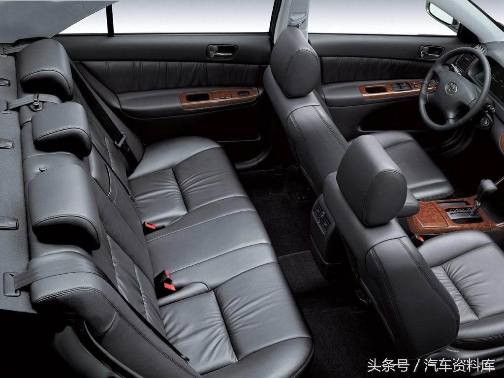 第一代丰田佳美2.4进口版,2004款原装进口丰田佳美