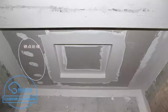 装修完没多久为什么烂墙根,装修没多久墙面就开裂什么原因