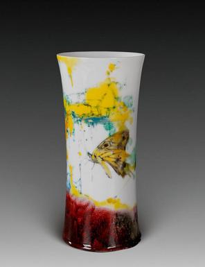 法国前总理拉法兰获赠中国当代画家刘念油画作品《光明与黑暗》