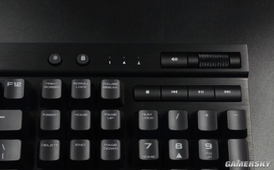 海盗船键盘k70pro左shift,海盗船k57rgb无线游戏键盘评测