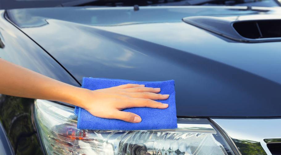 车漆变暗无光是要打蜡还是抛光,新车开了多久就不爱惜了