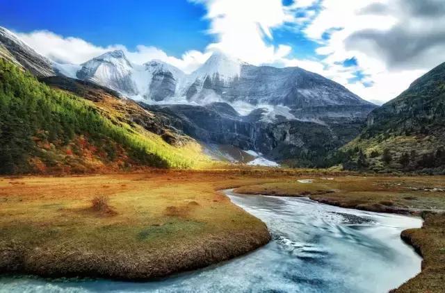 到底是去西藏还是去川西,西藏与川西这辈子总要来一趟吧