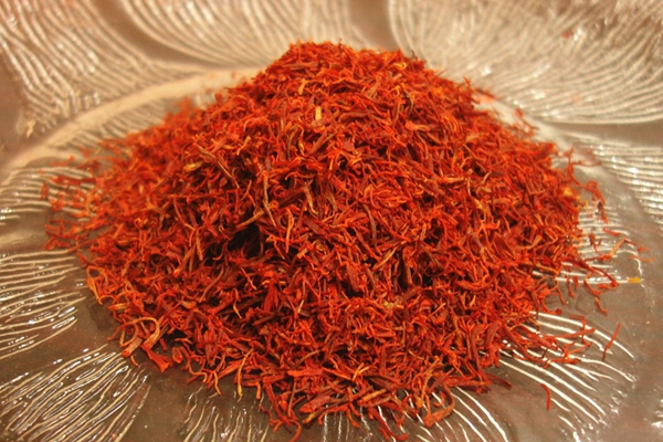 妇科止痒藏红花,妇科一点红草药