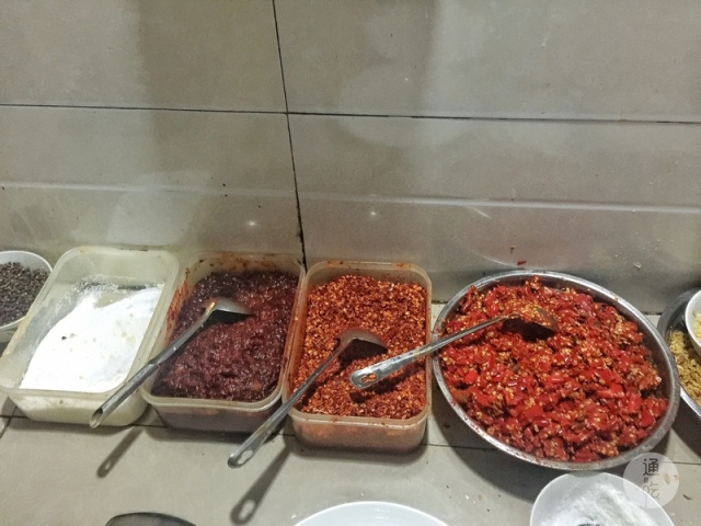 你以为的自贡实际上的自贡,自贡菜又辣又咸