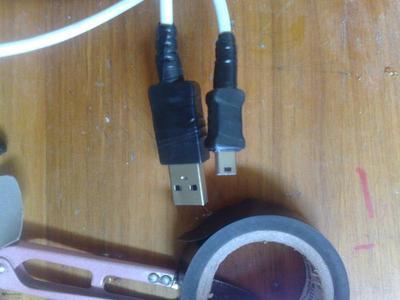 苹果手机数据线怎么那么不耐用,非原装苹果数据线为什么老坏