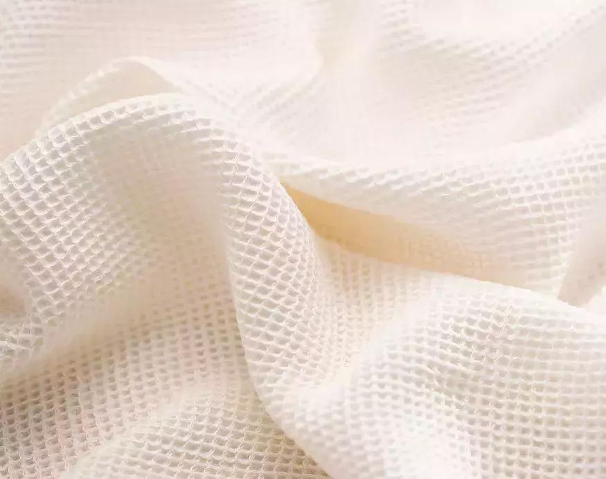 怎样判断衣服材质,衣服各种材质的优缺点