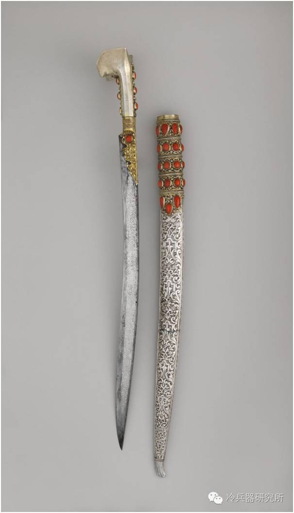 平刃而进，可割敌首：奥斯曼亚塔安腰刀