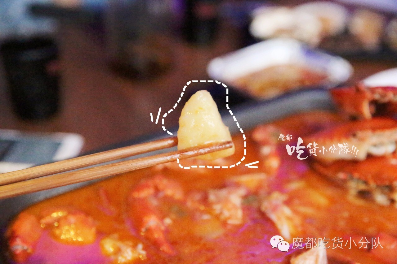 看到这家店的头牌，下意识就是举报！