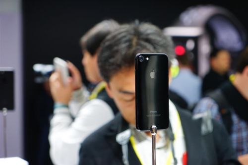 iphone7体验吃鸡,iphone7升级ios14.7.1的系统体验