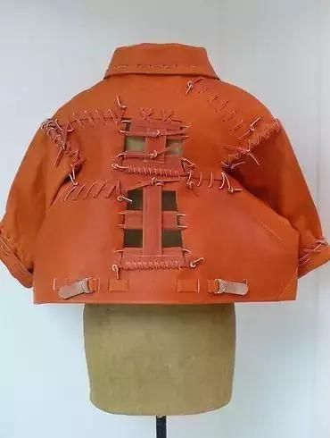 解构主义设计师川久保玲,川久保玲解构主义