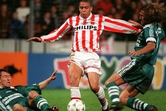 金色王朝罗纳尔多,76黄金一代罗纳尔多