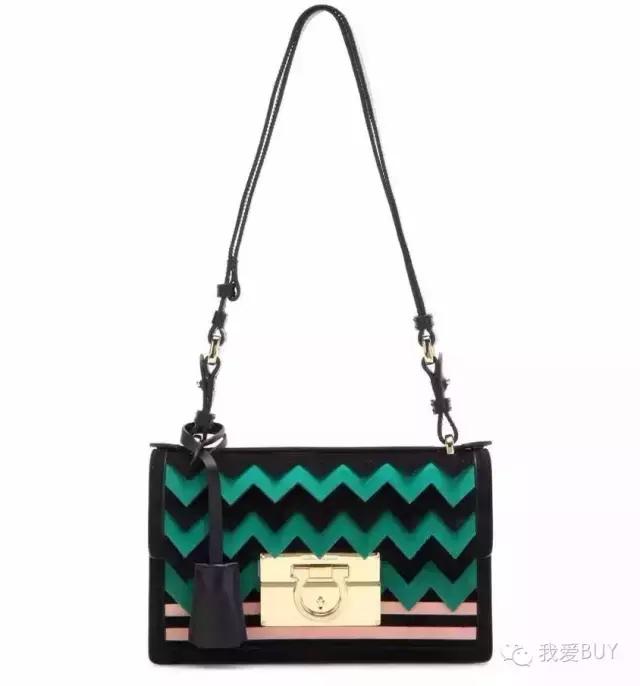 赵丽颖黑色包肩礼服,赵丽颖吊带露背黑色礼服