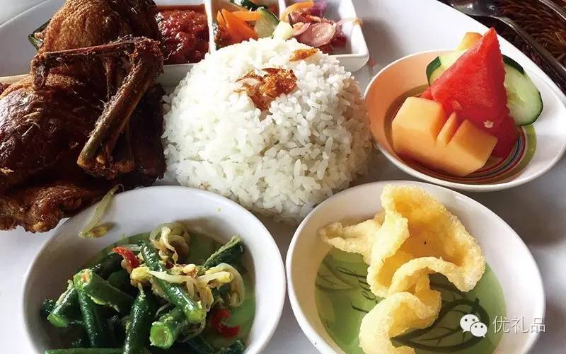 五一出游巴厘岛带什么,去巴厘岛必买的10件衣服