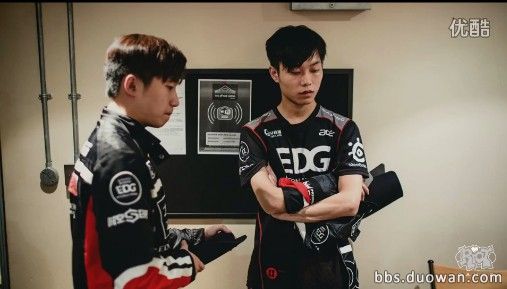 lpl比赛最坑盘点,玩家复盘联盟名场面