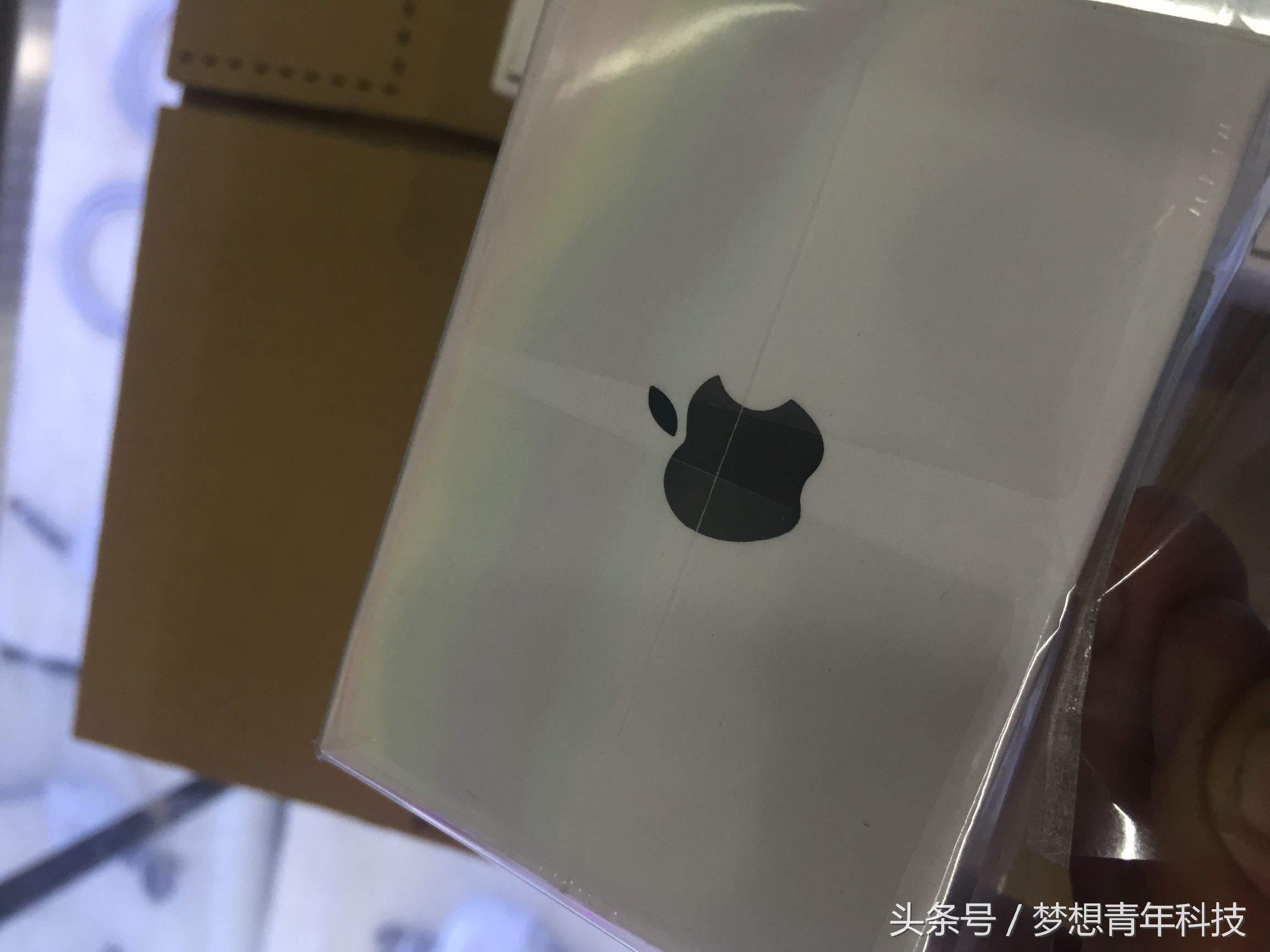 iPhone7后封出现！全网首发iPhone7后封鉴别教程。