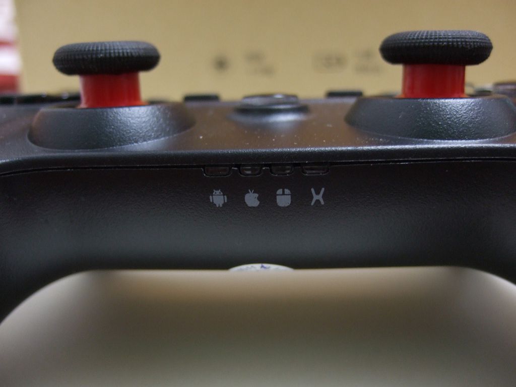 盖世小鸡手柄三代豪华版,手机游戏手柄推荐盖世小鸡