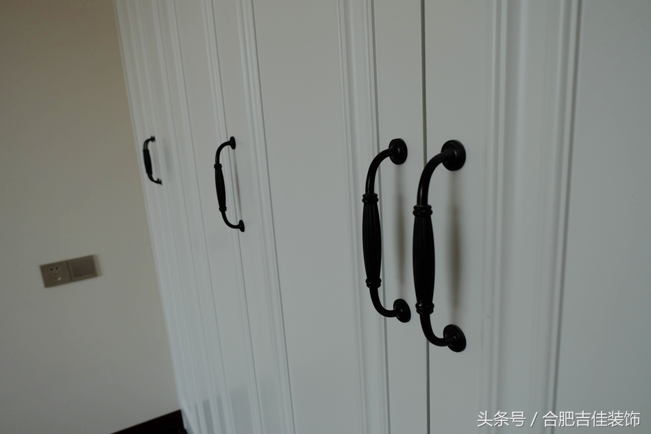 117m客厅装修效果图,117平轻奢极简装修