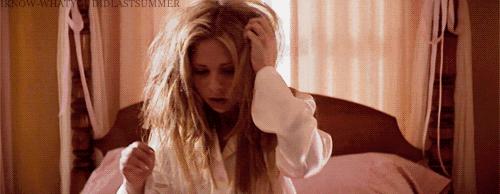 头发干枯像草一样怎么用护发素,换季会导致头发干枯毛躁吗