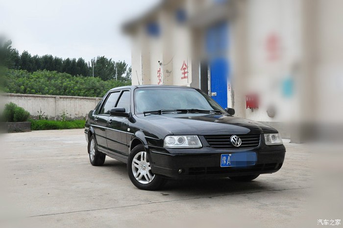 桑塔纳3000情怀版,桑塔纳3000和桑塔纳经典的区别